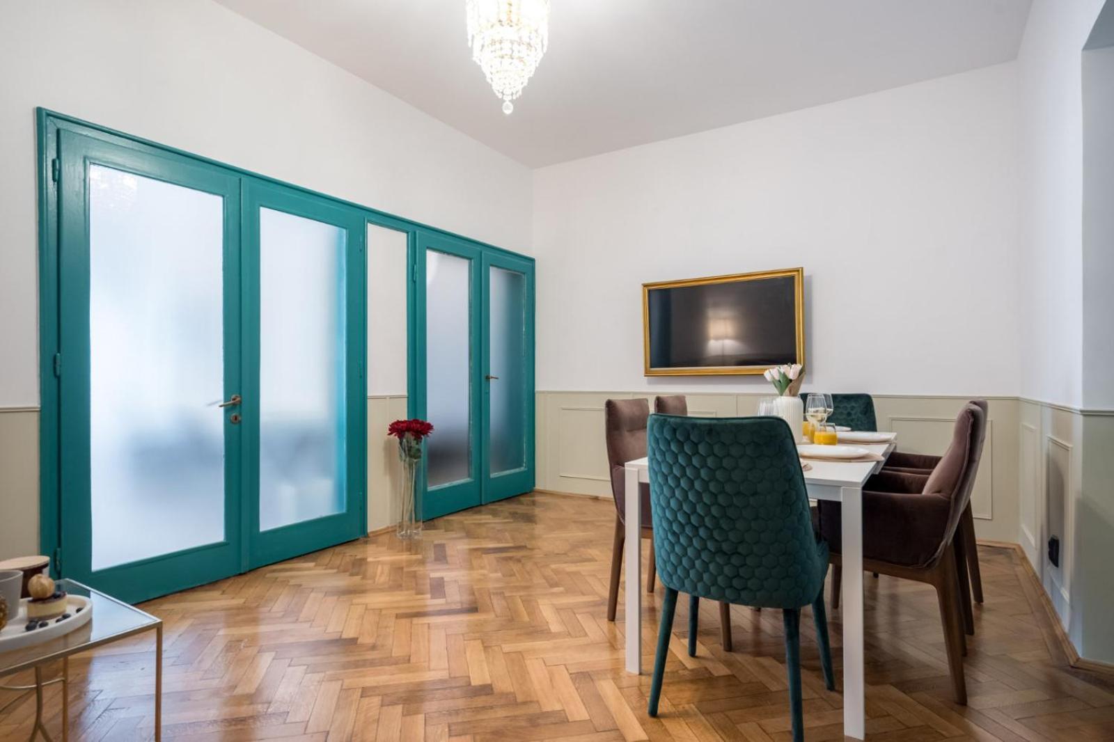 Highline Downtown Residences 6 Persons Family Apartment Bucharest Luaran gambar